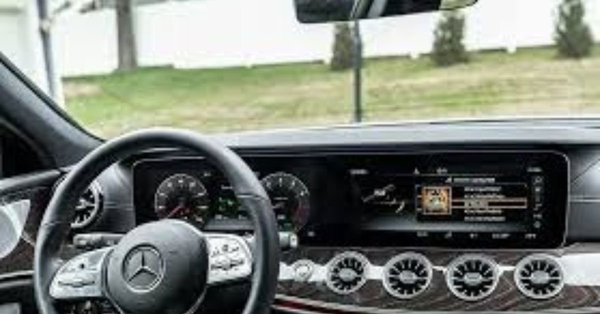 How Windshields Enhance Vehicle Safety and Visibility