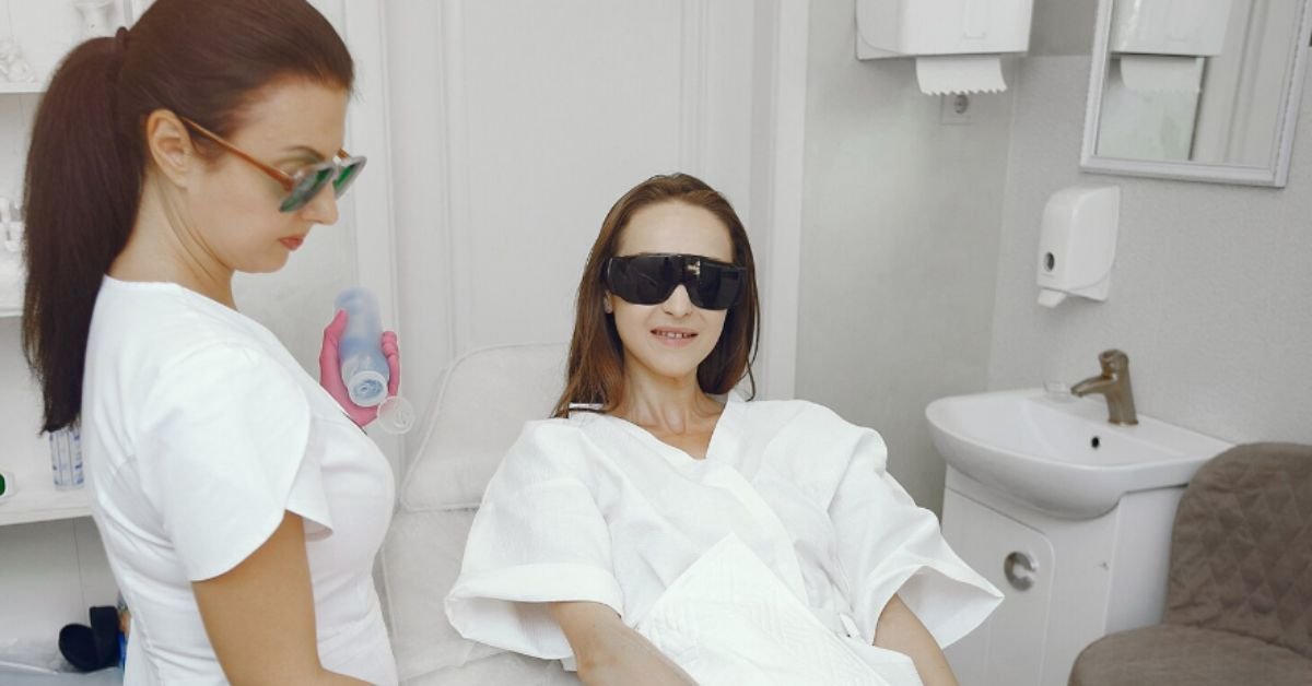 Laser Selective Cleaning