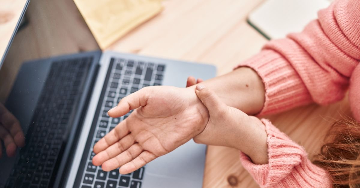 When Hand And Wrist Pain Needs Medical Care